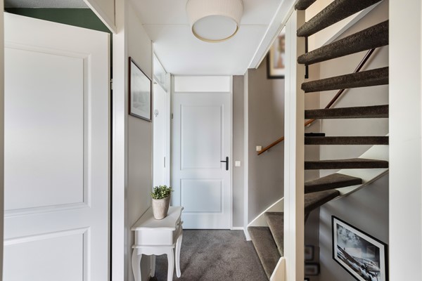 Bernhardstraat 1, Heinenoord-32.jpg